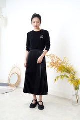 Black cotton top w/ puppy embroidery