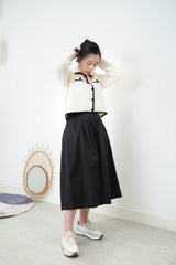 Black volume flare skirt