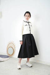 Black volume flare skirt