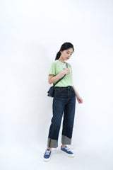 Wide leg jeans in rolling hem