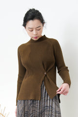 Brown stripe texture knit top in split hem