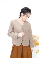 V neck chiffon blouse in floral pattern
