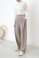 Mocha trousers w/ double buttons