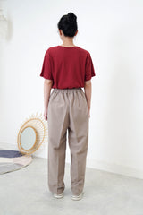 Mocha trousers w/ double buttons