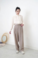 Mocha trousers w/ double buttons