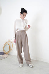 Ivory chiffon texture blouse in detail collar