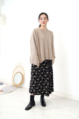 Oatmeal wool oversized sweater in side vents