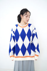Blue diamond shape sweater
