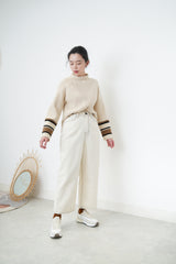 Ivory sweater w/ contrast sleeves color