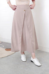 Square toe lace up shoes