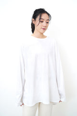 【套裝組合】燕麥色寬鬆毛衣+白色寬鬆內搭