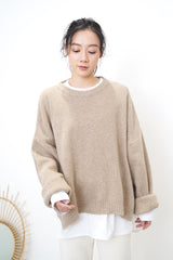 【套裝組合】燕麥色寬鬆毛衣+白色寬鬆內搭