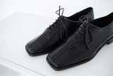 Square toe lace up shoes