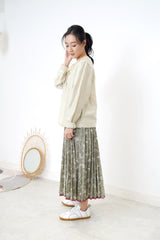 Light grey shirt w/ detail cut out collar