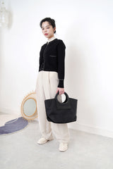 Black shopper bag w/ round handles