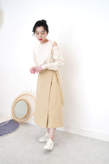 Ivory sweater w/ button up detail