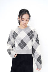 Grey crop cut sweater in diamond print
