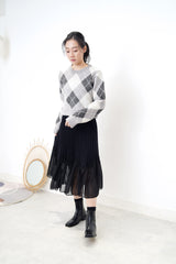 Grey crop cut sweater in diamond print