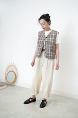 Beige premium checked vest