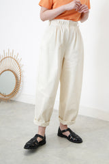 Ivory double layer pants in detail pleats