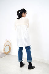 Cream knit top w/ pleats detail back
