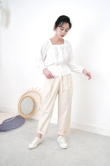 White tie waist blouse in square collar