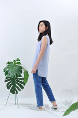 Blue jeans in stepped hem
