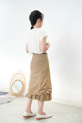 Beige skirt w/ pleats layering