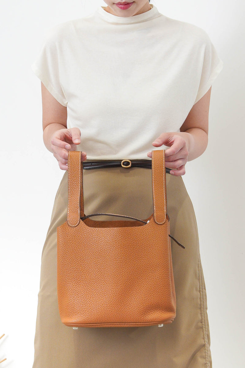 brown leather cube bag