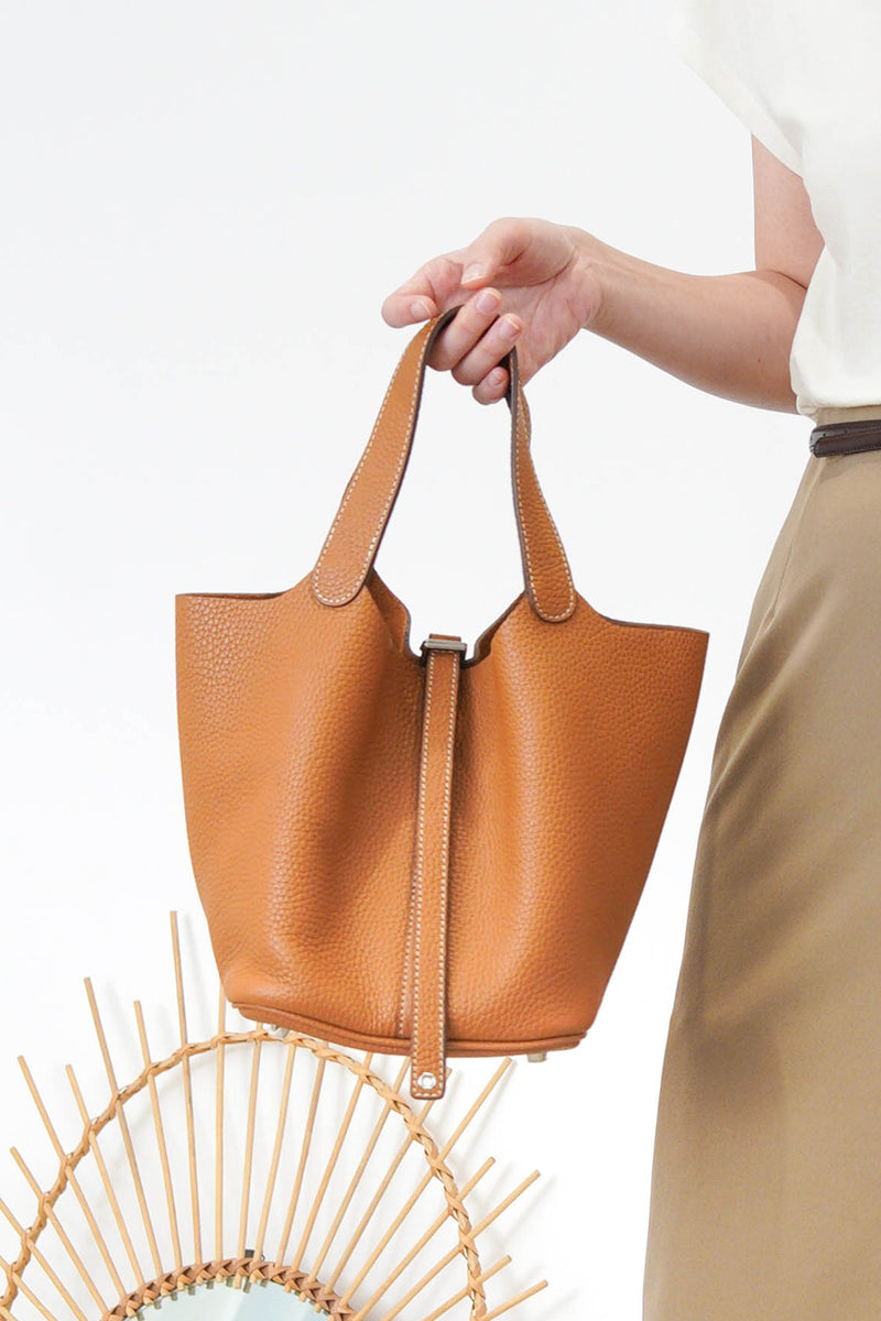 brown leather cube bag