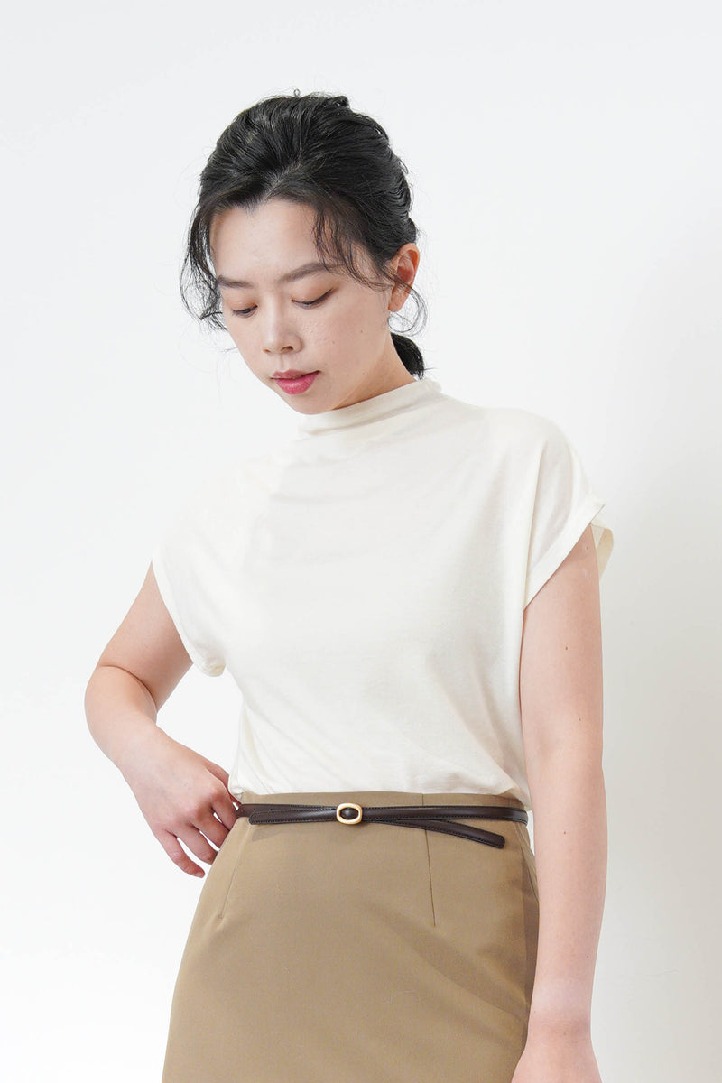 Brown thin leather belt