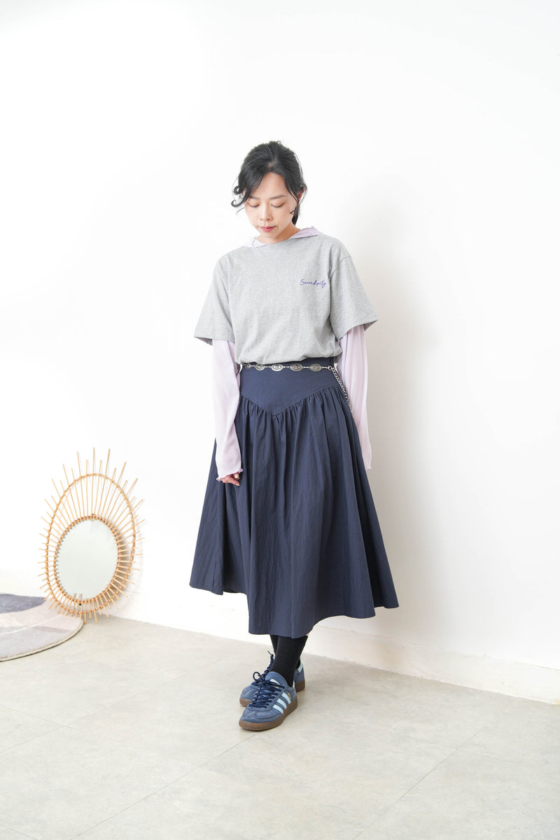Navy A cut skirt w/ v shape cutting