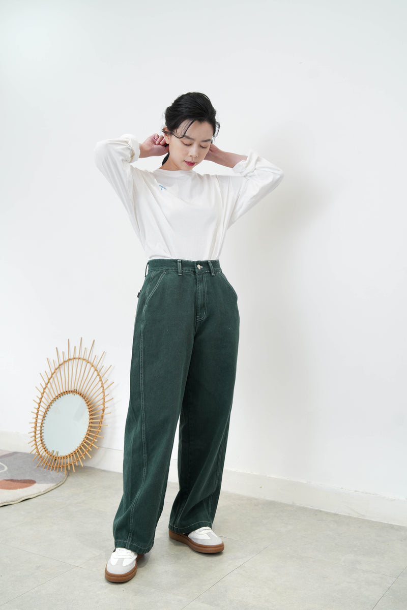 Green wide leg trousers w/ outline stitching