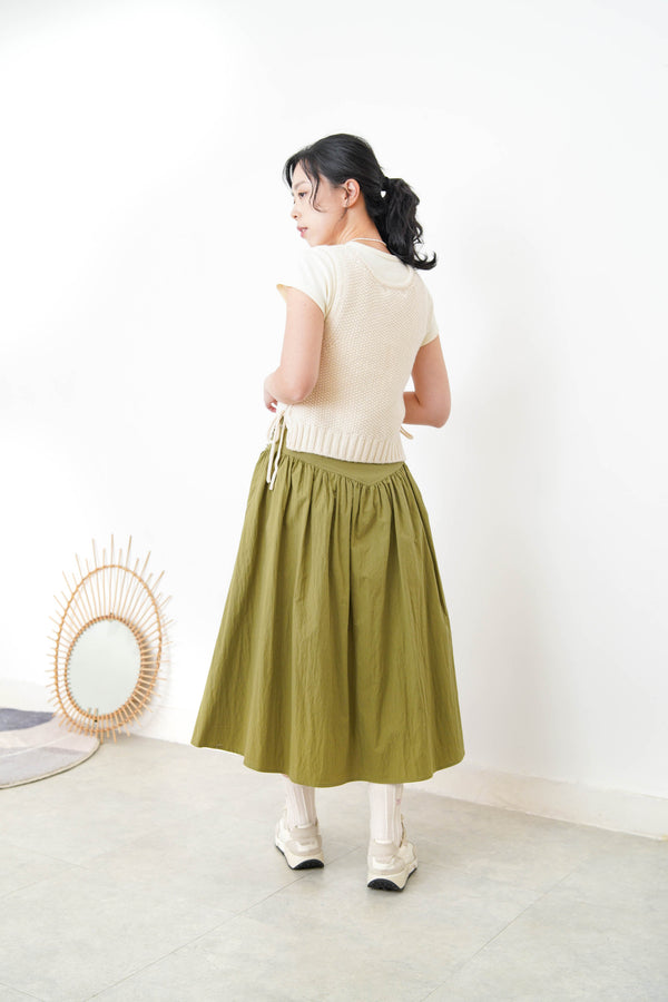 Cream basic tee top