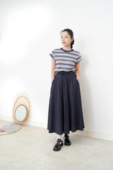 Navy stripes top w/ stitch trimming
