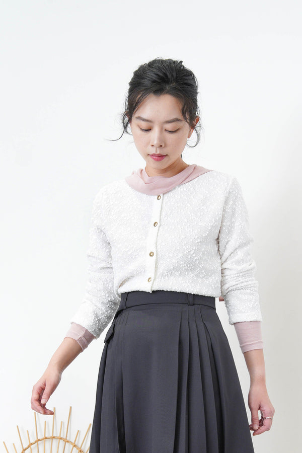 White texture crop jacket