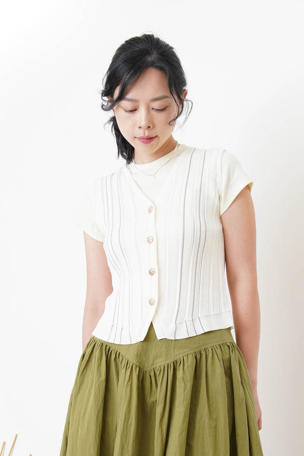 White stripy buttons vest
