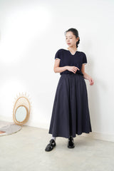 Navy summer knit top w/ contrast collar