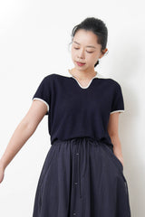 Navy summer knit top w/ contrast collar