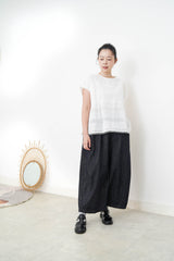 White shirt blouse w/ crochet embroidery