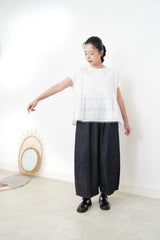 White shirt blouse w/ crochet embroidery