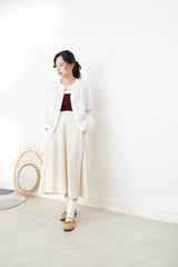 White shirt w/ floral embroidery
