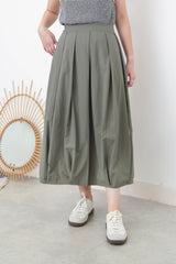Army green balloon skirt