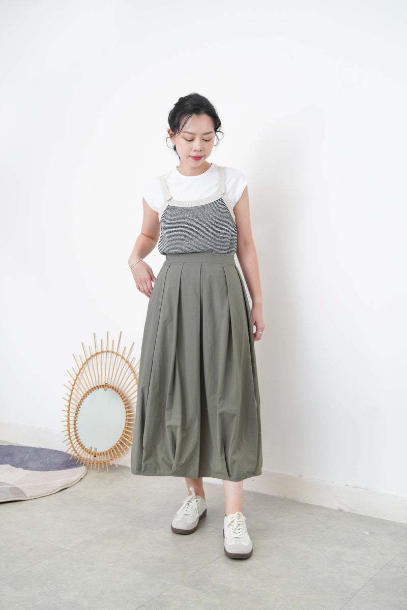 Army green balloon skirt