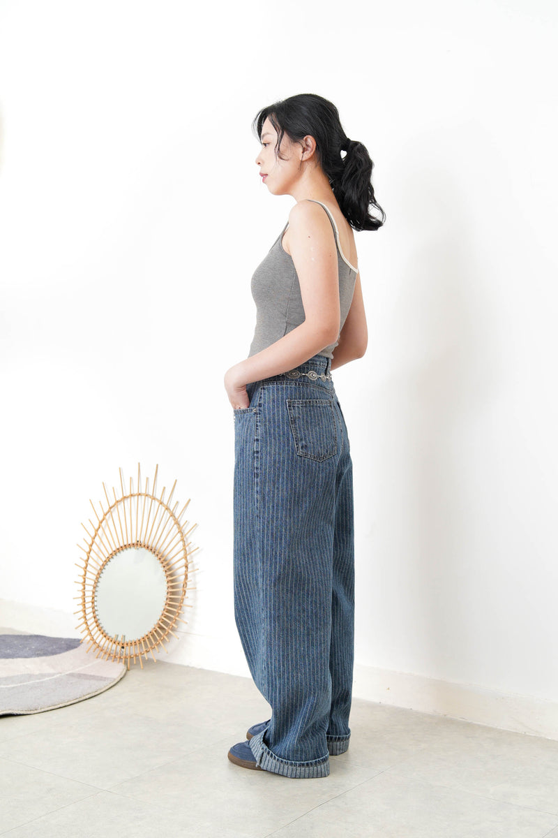 Stripes loose cut jeans