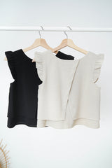Black double layers vest in ruffle shoulders