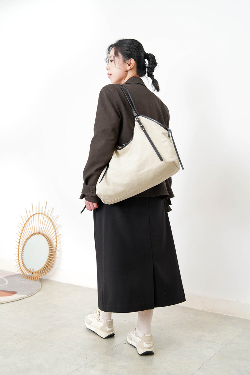 Canvas bag w/ bucket  details