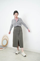 Grey skirt in overlap style