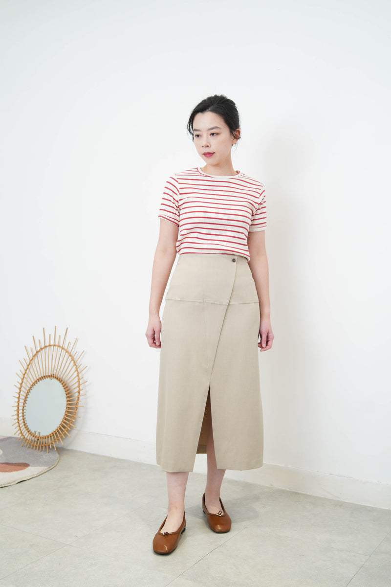 Beige skirt in overlap style