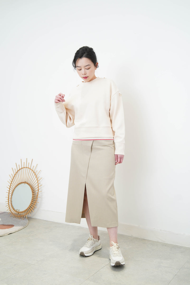 Beige skirt in overlap style